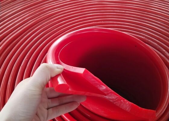 Urethane Conveyor Belt Skirting 35 Degree Bevel Edge Iron Ore Conveyor Sealing