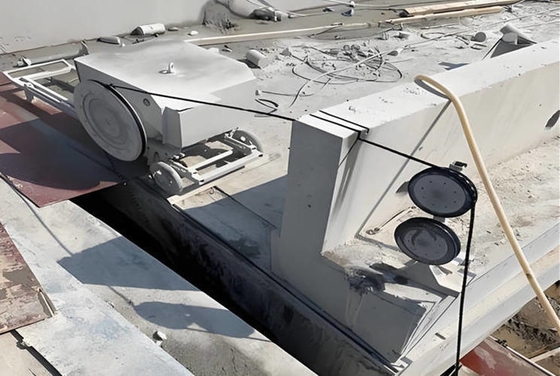 Mesin gergaji kawat pemotong beton tahan lama yang dapat diatur kecepatan untuk pembongkaran