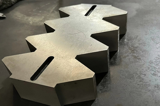 D2 Bahan Shredder Bilah untuk Mesin Shredder Daur Ulang Ban