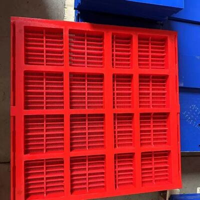 30mm tebal Polyurethane Screen Mat dengan ketahanan tinggi dan pembukaan pembersih diri untuk penyaringan batubara pertambangan