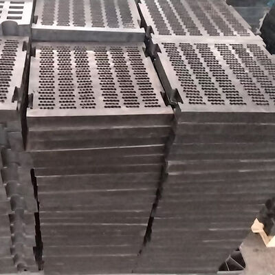 Panel layar karet tahan lama dengan desain modular untuk layar bergetar pertambangan