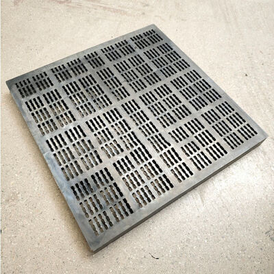 30*8mm Panel Karet Tahan Lama untuk Layar Bergetar dengan Karet Tahan Aus Tinggi dan Rangka Baja untuk Layar Bergetar Pertambangan