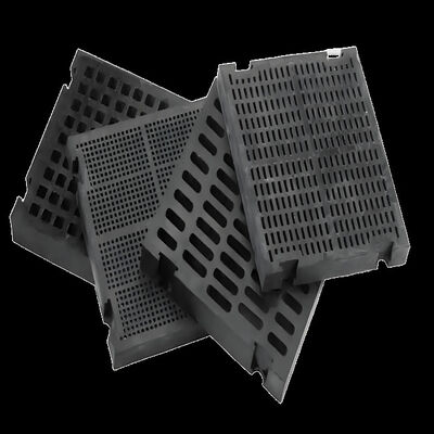 Panel Layar Karet Tebal 25mm dengan Kekerasan 40 Shore A dan 60 Shore A untuk Ketahanan Abrasi