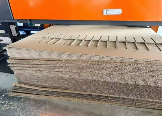 Mesin Potong Kawat CNC untuk Karton Bergelombang / Penggaruk Kucing