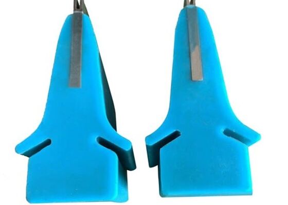 Conveyor Belt Cleaner Polyurethane Blade dengan Frame Baja