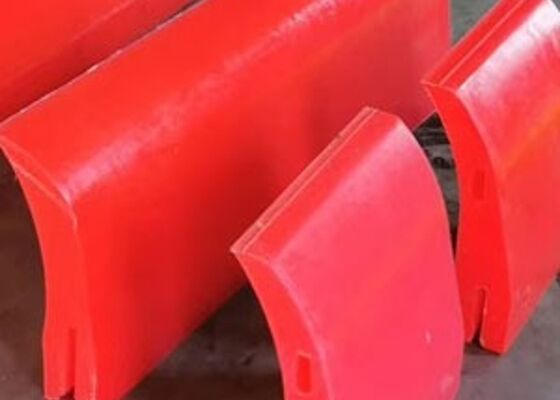 Polyurethane Conveyor Cleaner Blade Hitam Warna Efisiensi Tinggi Bulk Material Conveyor