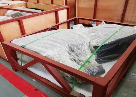 Liner karet tahan abrasi tinggi untuk pabrik bola dengan umur kerja yang panjang dan permukaan yang diobati panas