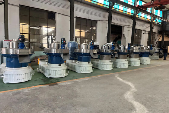 2200mm Panjang Hydraulic Briquette Press untuk Penggunaan Pabrik