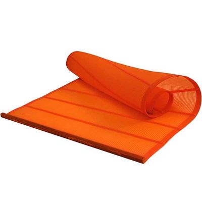 Mat Pemutaran Derrick PU yang Mirip