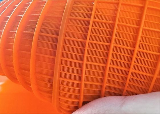 5mm Ketebalan Polyurethane Perforated Vibrating Screen Mesh 1040x700mm Tahan Korosi Efisiensi Penyaringan Tinggi